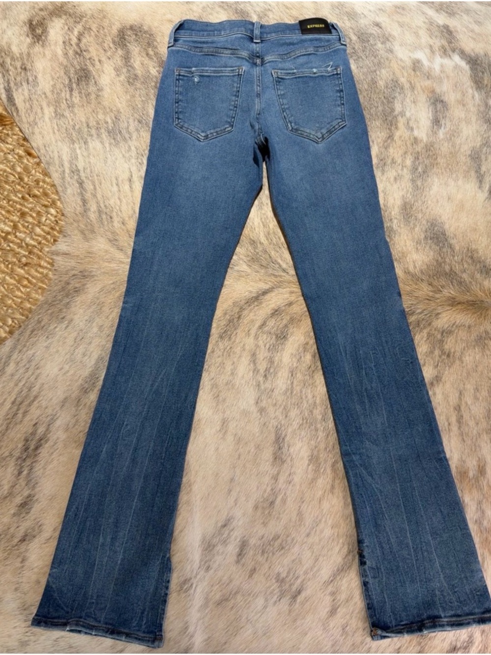 Express Skyscraper Jeans Size 2 High Rise Distressed Bootcut Split Hem - Picture 11 of 12